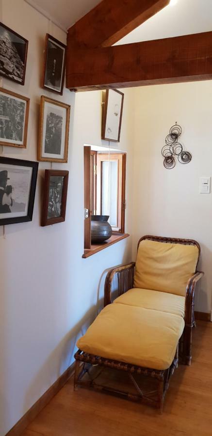 La Petite Maison Des Artistes Castelnau-Pegayrols Экстерьер фото