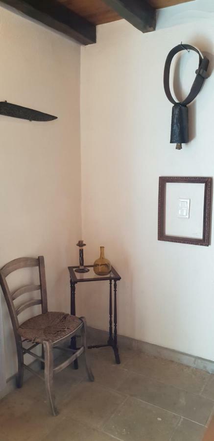 La Petite Maison Des Artistes Castelnau-Pegayrols Экстерьер фото